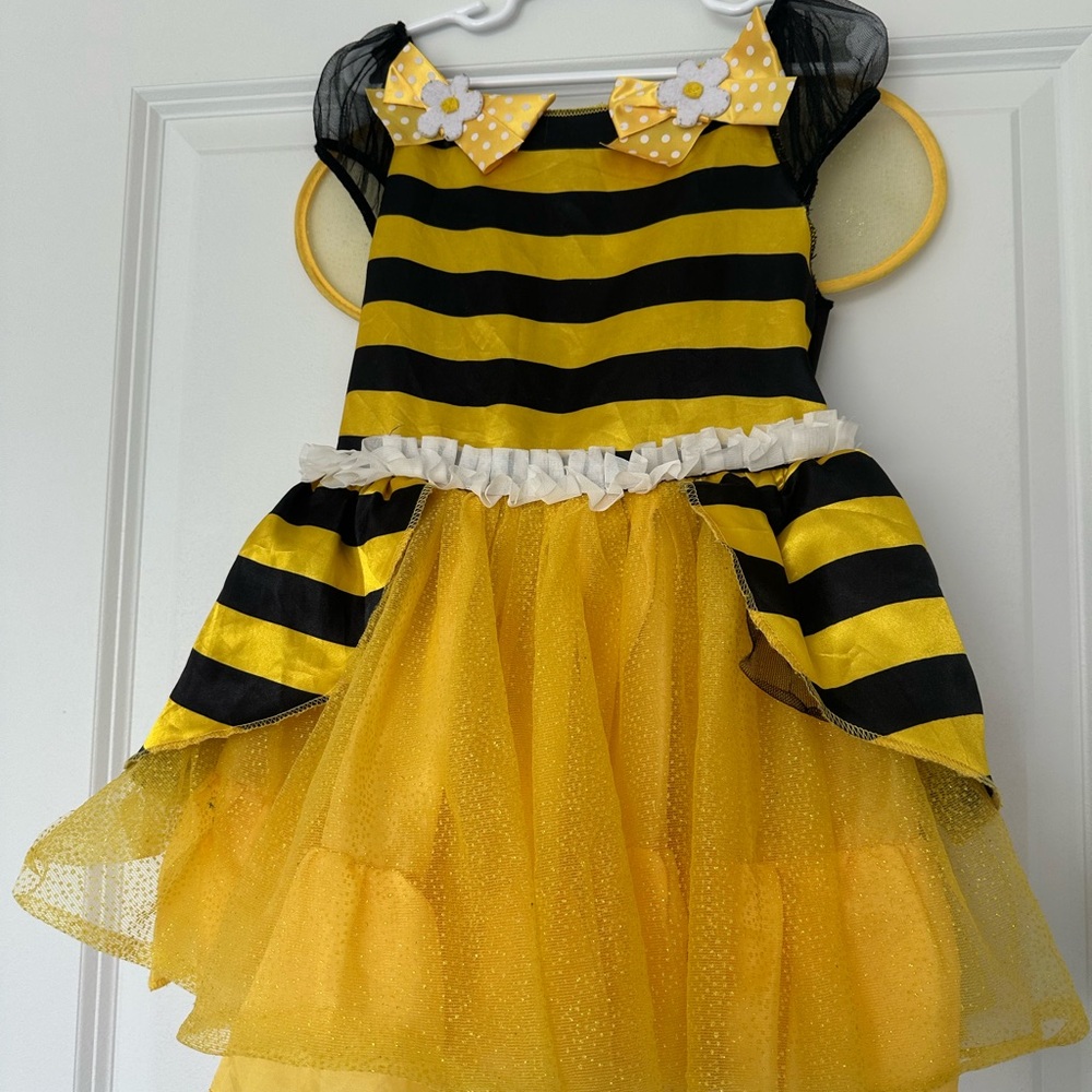 Disguise Yellow and Black Toddler 3-4T Bumblebee Halloween Costume